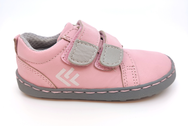 EF Barefoot Paz