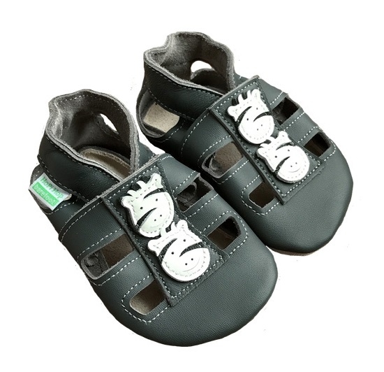 Hopi Hop Barefoot capáčky sandálky šedé Zebra