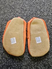 Hopi Hop Barefoot capáčky sandálky korálová