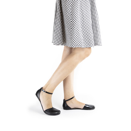 Shapen Poppy black regular